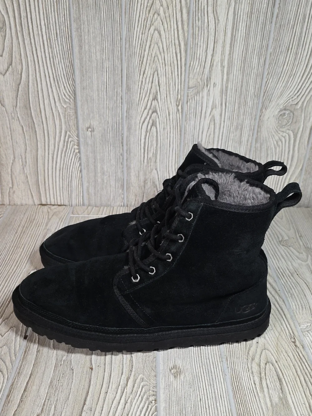 UGG Harkley Black Suede Lace Up Chukka Boots Mens Size 12